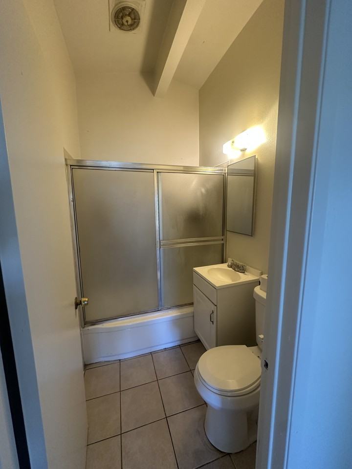 12935 Abbott Court #F - Photo 5 of 13