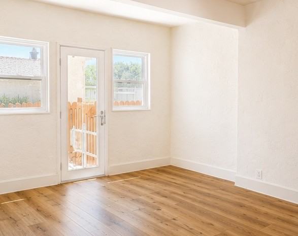 236 North Myers Street - Photo 3 of 29