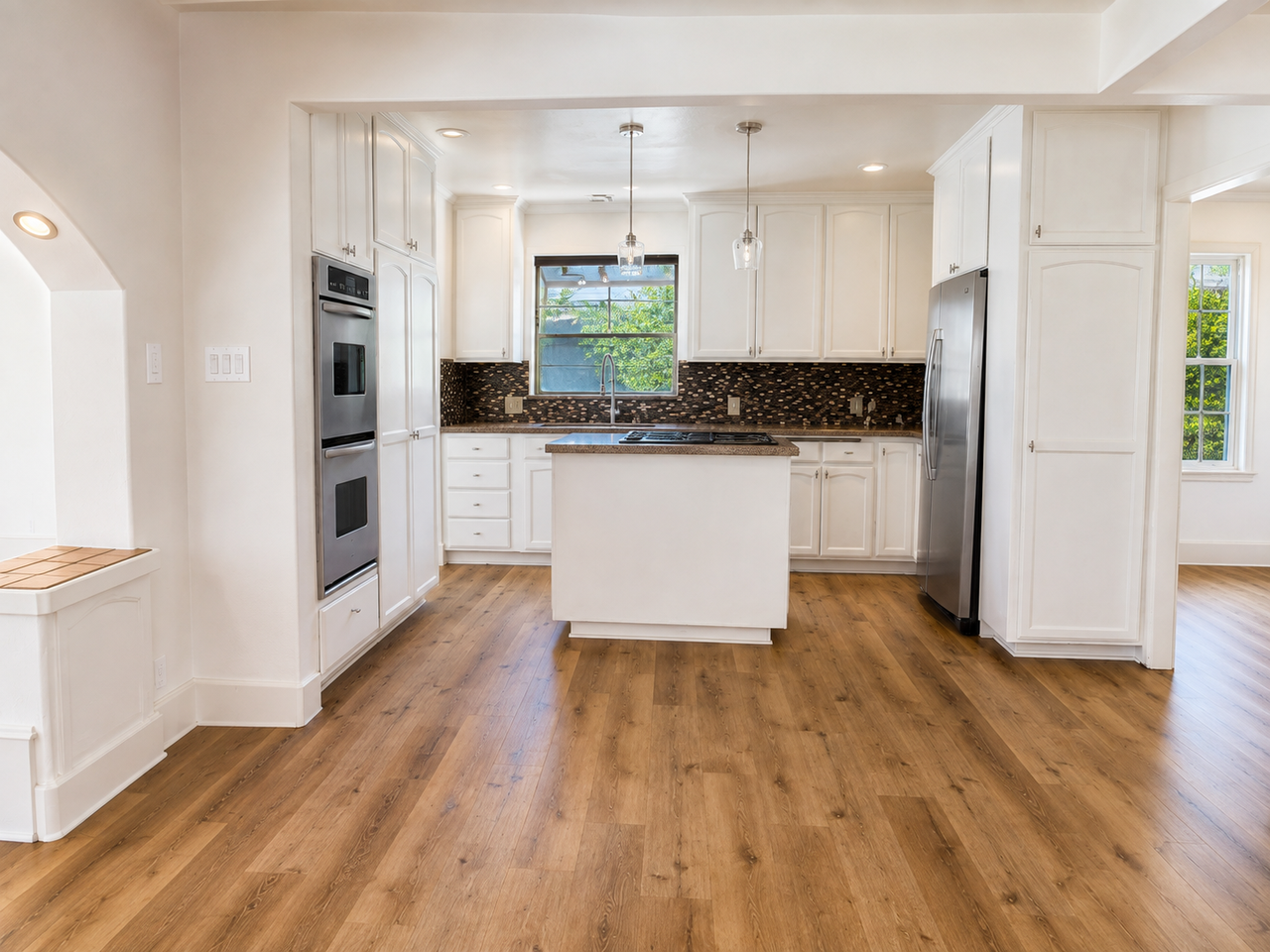 236 North Myers Street - Photo 7 of 29