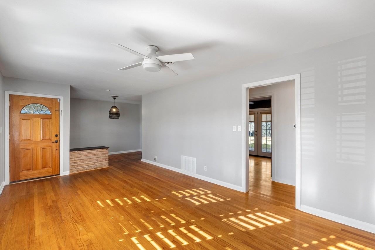 1000 Arcadia Ave - Photo 6 of 43