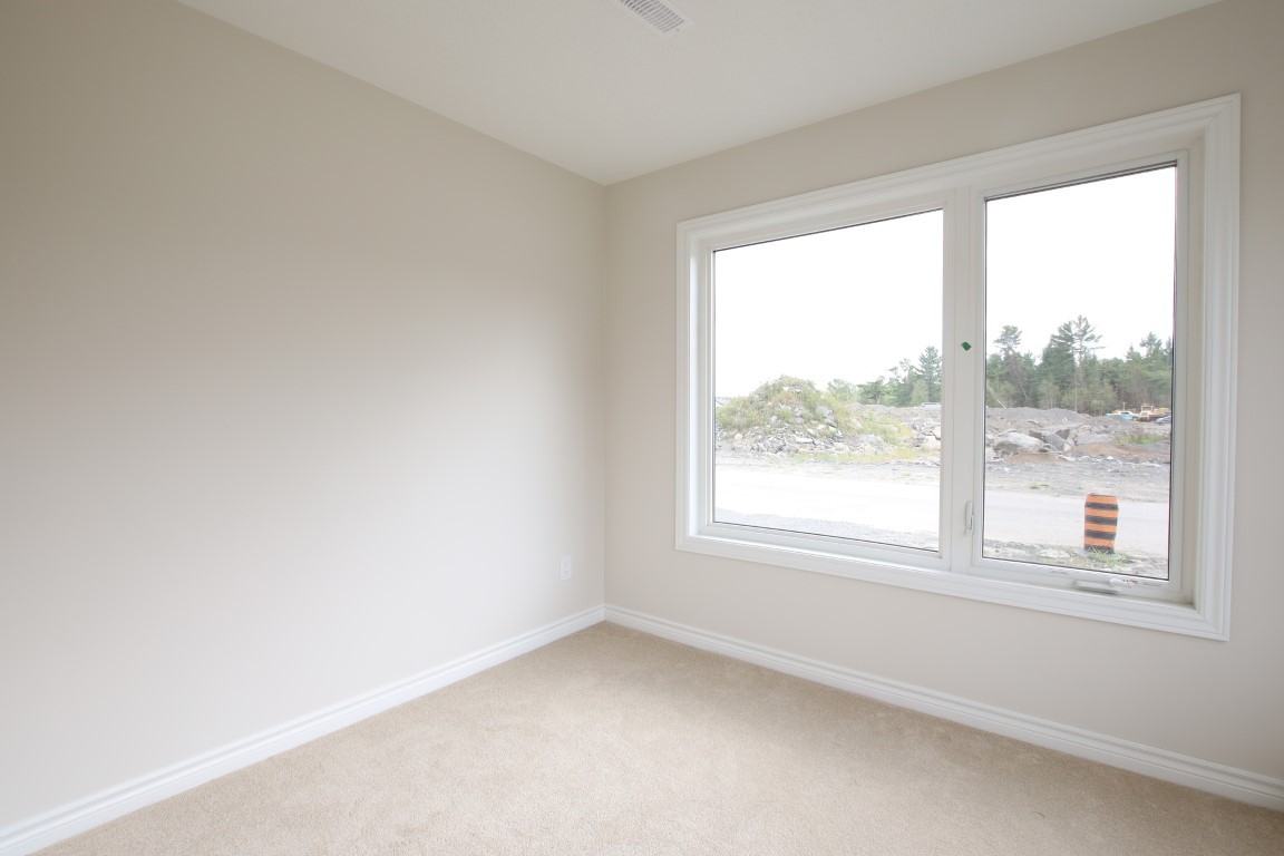 2094 Leinster Cir - Photo 5 of 26