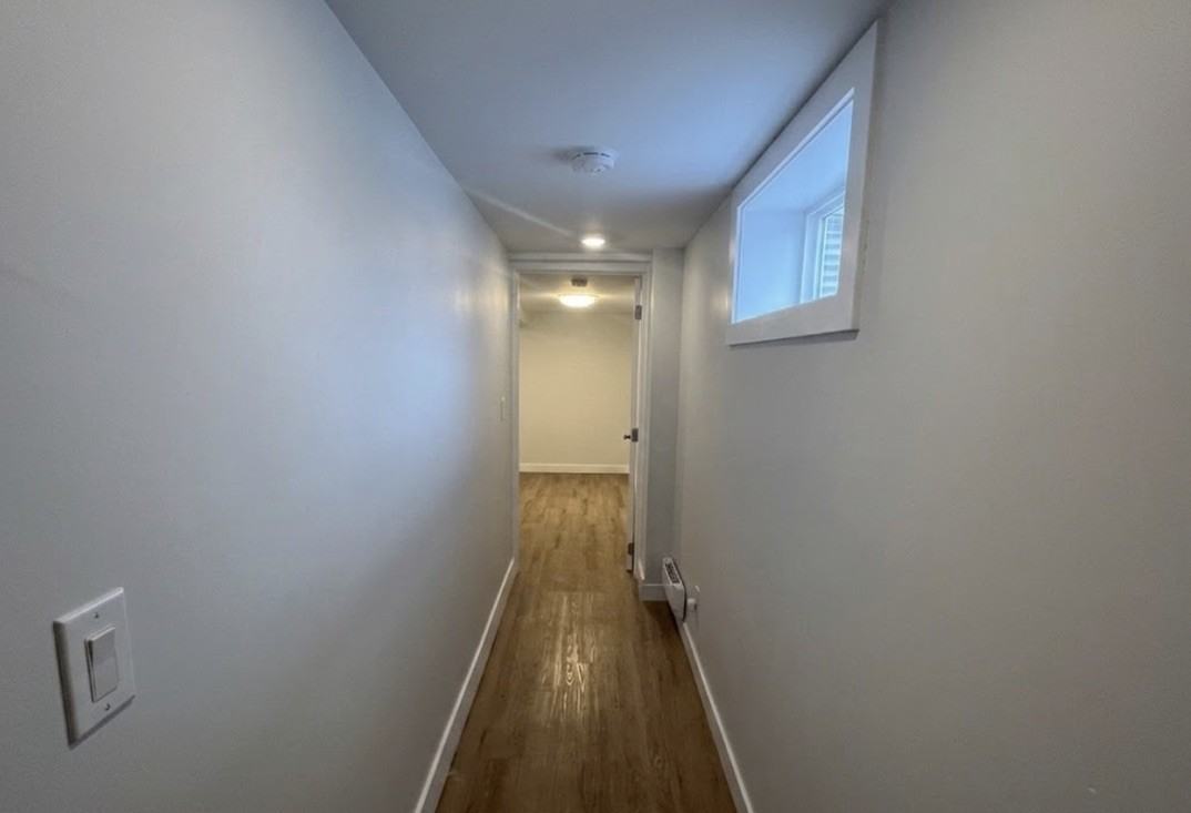 719 Avenue I S - Photo 3 of 7