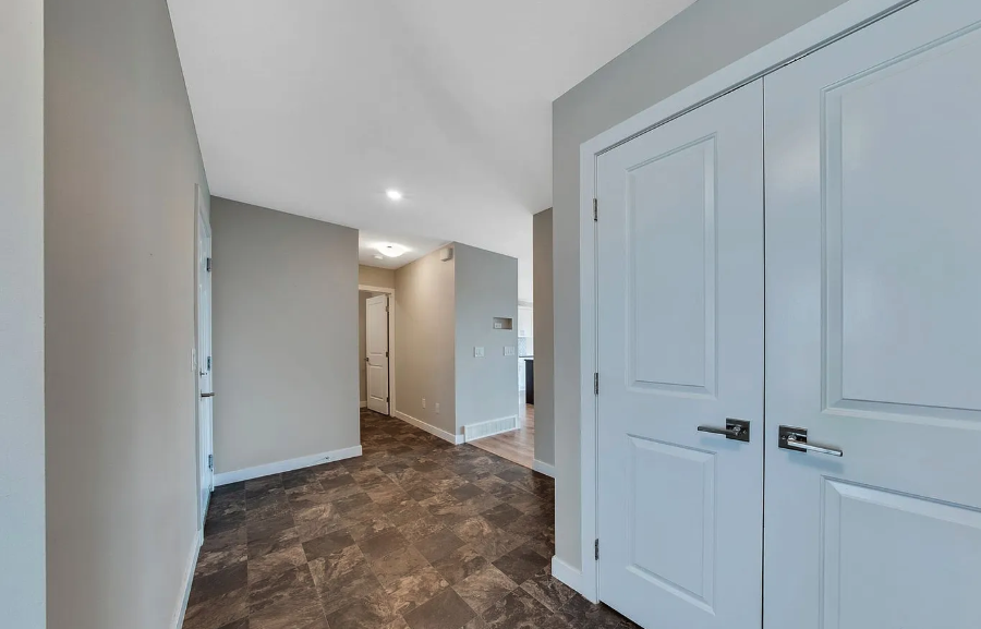 419 Hassard Close - Photo 2 of 27