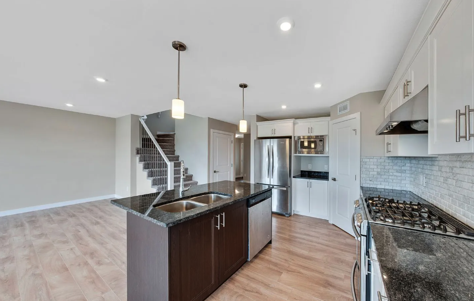 419 Hassard Close - Photo 6 of 27