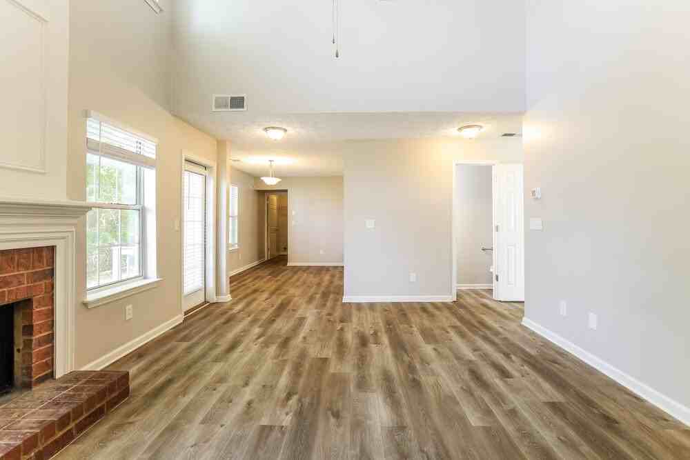 7144 Springchase Way - Photo 6 of 17
