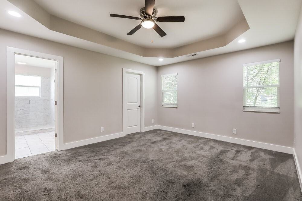 8814 Terrace Ave - Photo 7 of 17