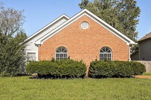featured image of 2730 River Bend Dr