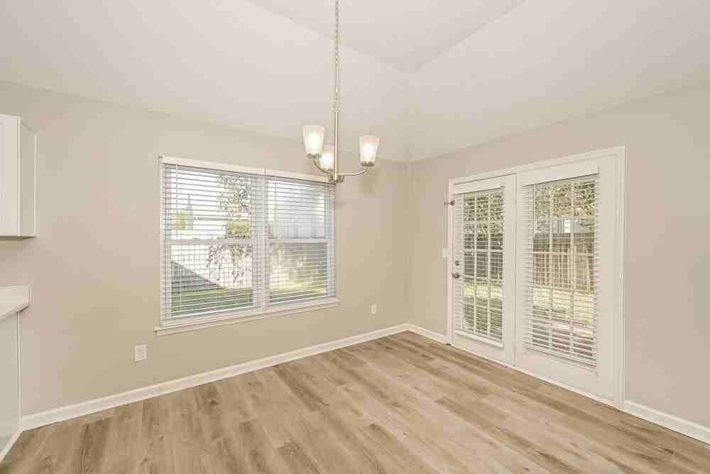 2730 River Bend Dr - Photo 6 of 16