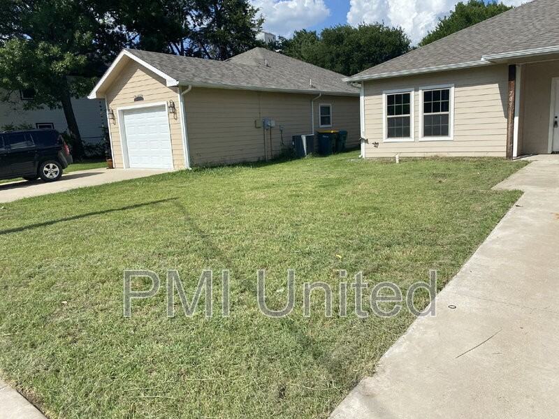 709 S Montgomery St - Photo 2 of 16