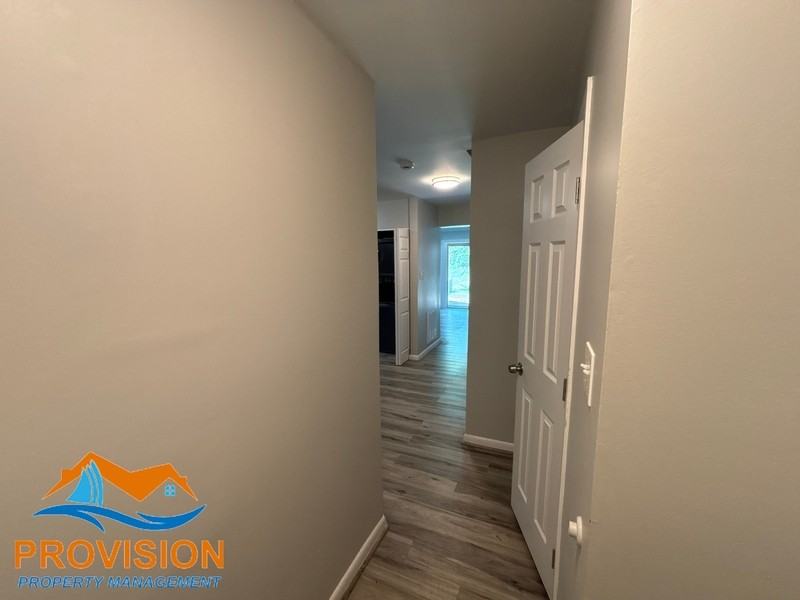 10 Gentry Ct - Photo 2 of 24