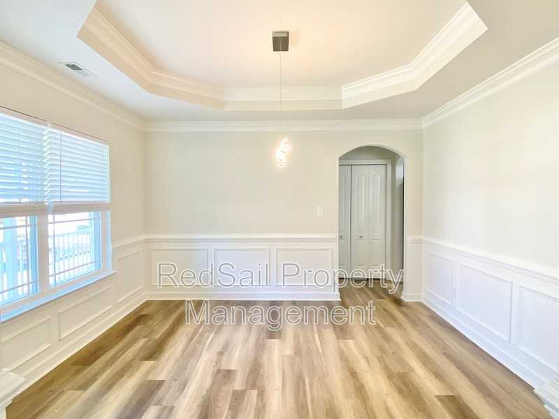 766 Old Lucas Creek Rd - Photo 3 of 26