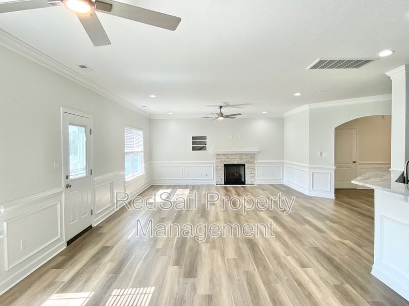 766 Old Lucas Creek Rd - Photo 7 of 26