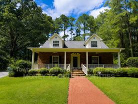3316 Cliffdale Rd - Photo 1 of 1