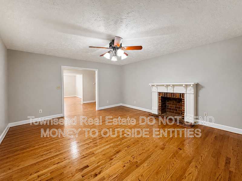 3316 Cliffdale Rd - Photo 2 of 32