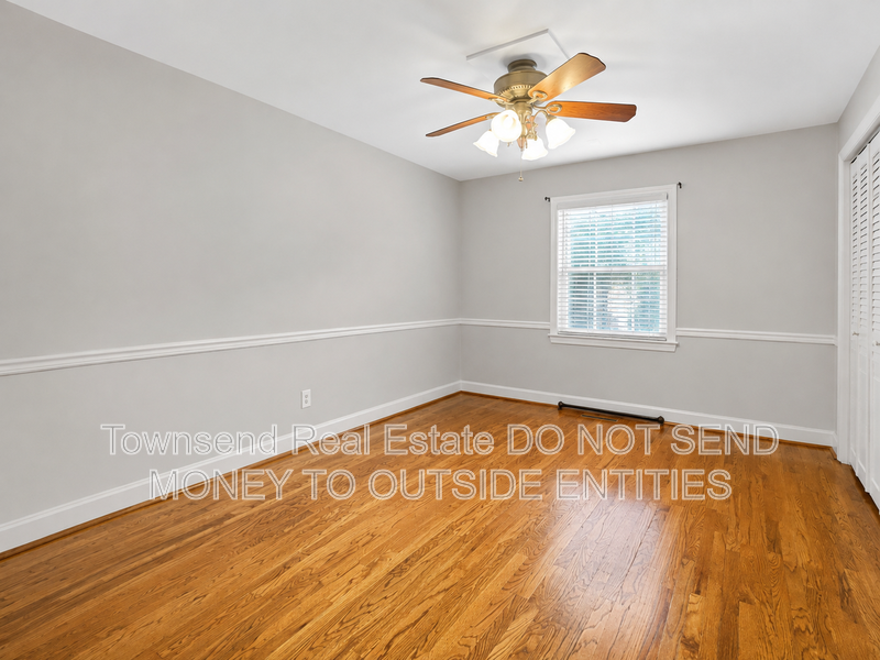 3316 Cliffdale Rd - Photo 5 of 32