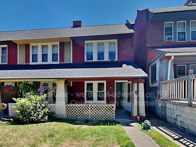 1517 1/2 Davis Ave - Photo 2 of 38