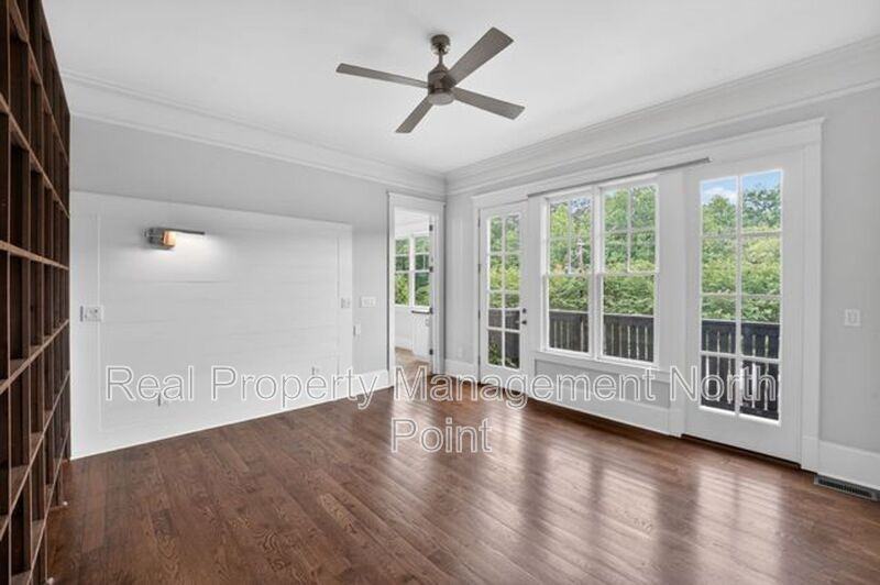 94 Oxbo Rd - Photo 6 of 50