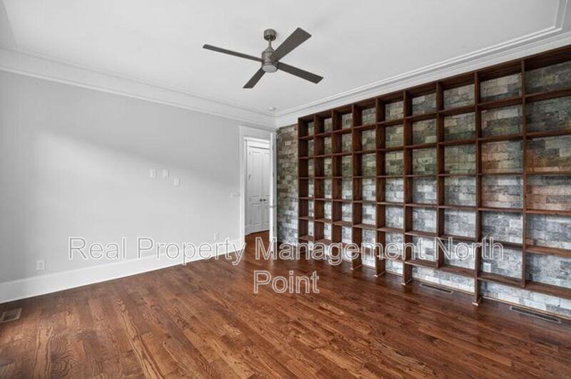 94 Oxbo Rd - Photo 7 of 50