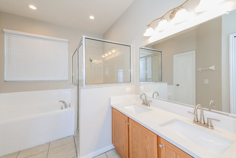 565 Viceroy Ct - Photo 6 of 10