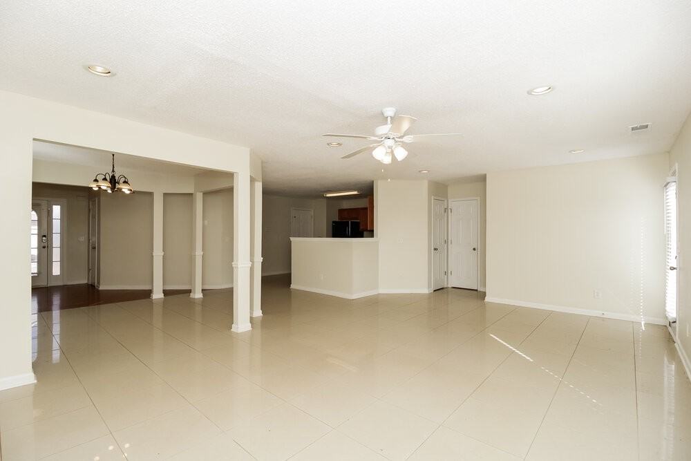 5023 Serenity Point Ln - Photo 6 of 17