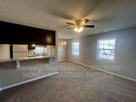 featured image of 1425 Ireland Dr Apt D #Apt D