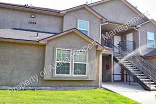 1071 W Pine Ave #3 - Photo 1 of 1