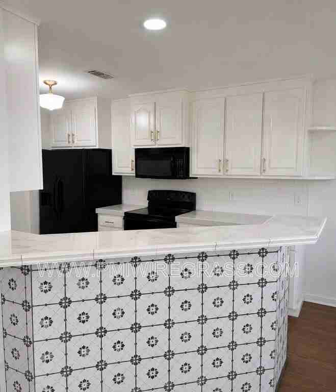 112 Scarlet Oaks Ct - Photo 4 of 16