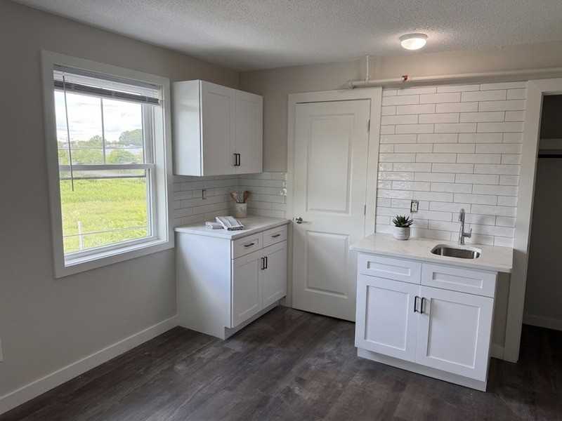 64 S Center St #4 - Photo 2 of 5