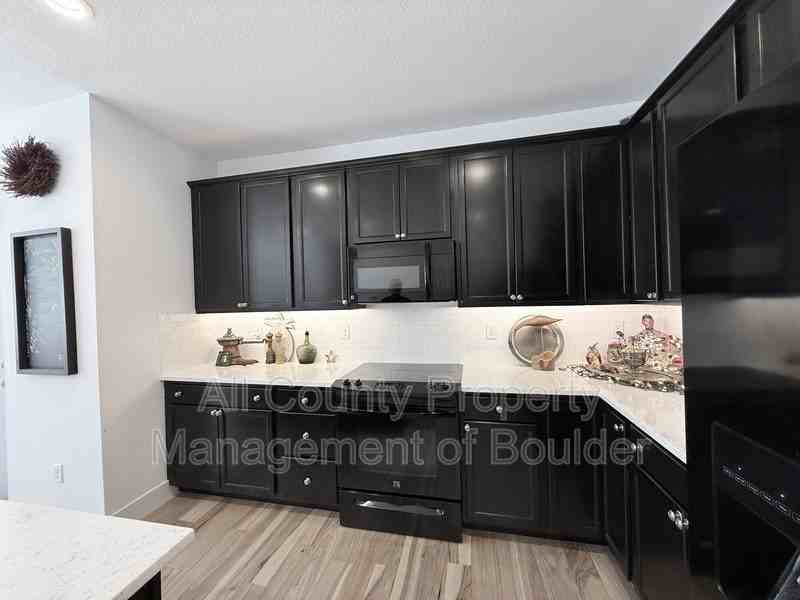 737 Grandview Mdws Dr - Photo 4 of 31