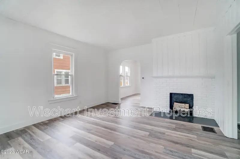 458 Ewing Ave - Photo 4 of 18