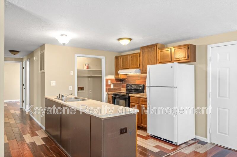 944 Linda Dr - Photo 7 of 15