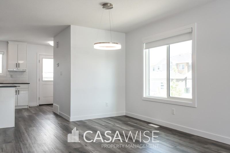 6547 176 Ave Nw - Photo 6 of 16
