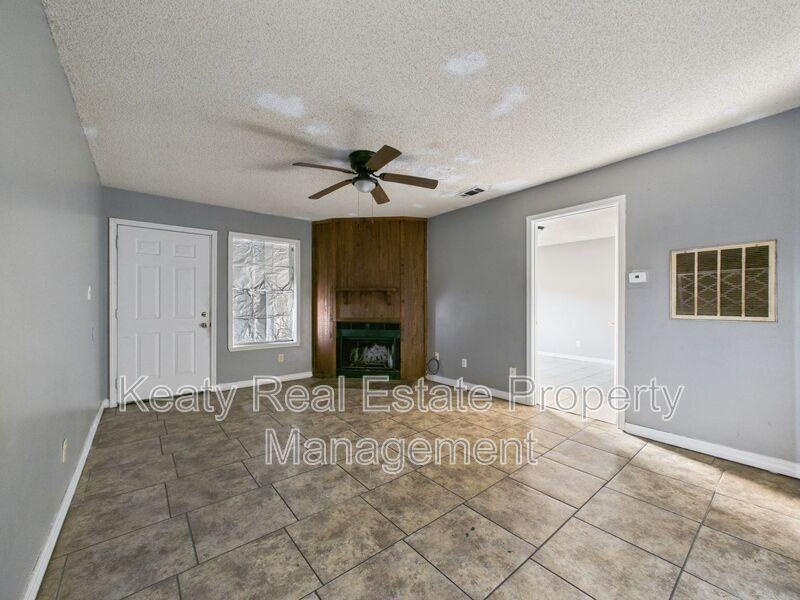 102 Limoges St #C - Photo 5 of 18