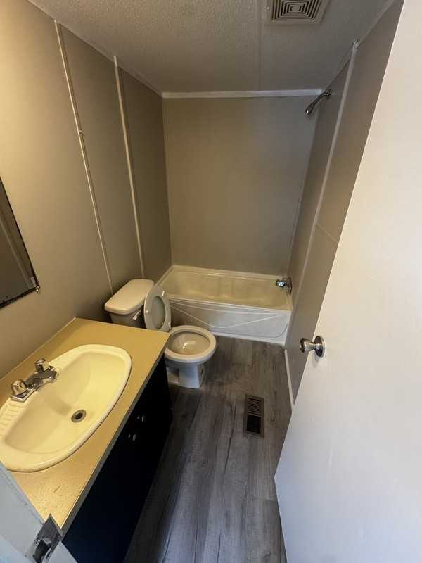 417 Starlit Dr - Photo 3 of 9