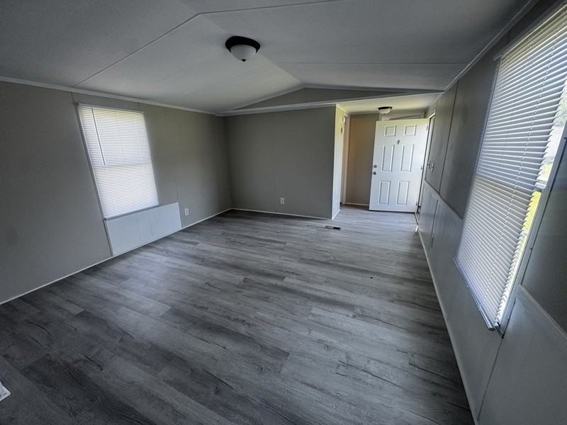 417 Starlit Dr - Photo 4 of 9