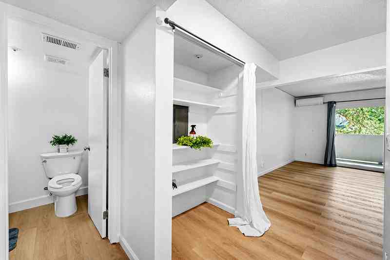 1453 Neotomas Ave #104 - Photo 6 of 30