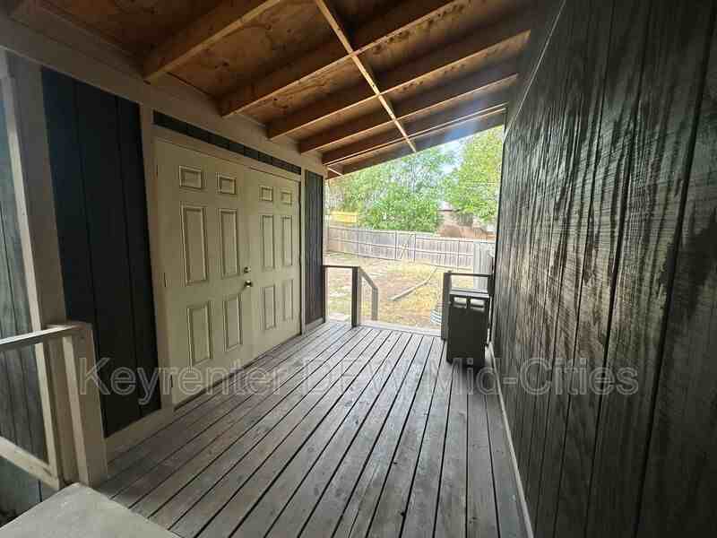 309 N Oak Cliff Blvd - Photo 7 of 15