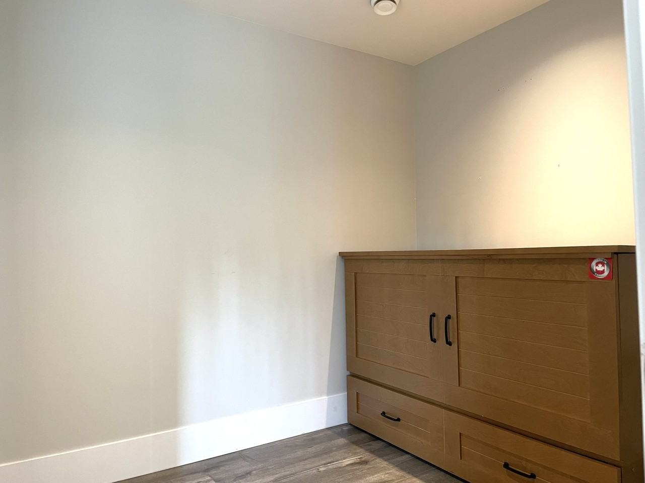 5610 Dundas Street - Photo 6 of 10