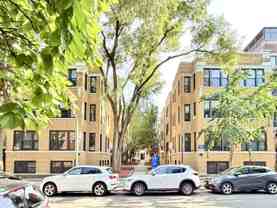 W Barry Ave #2B - Photo 1 of 1