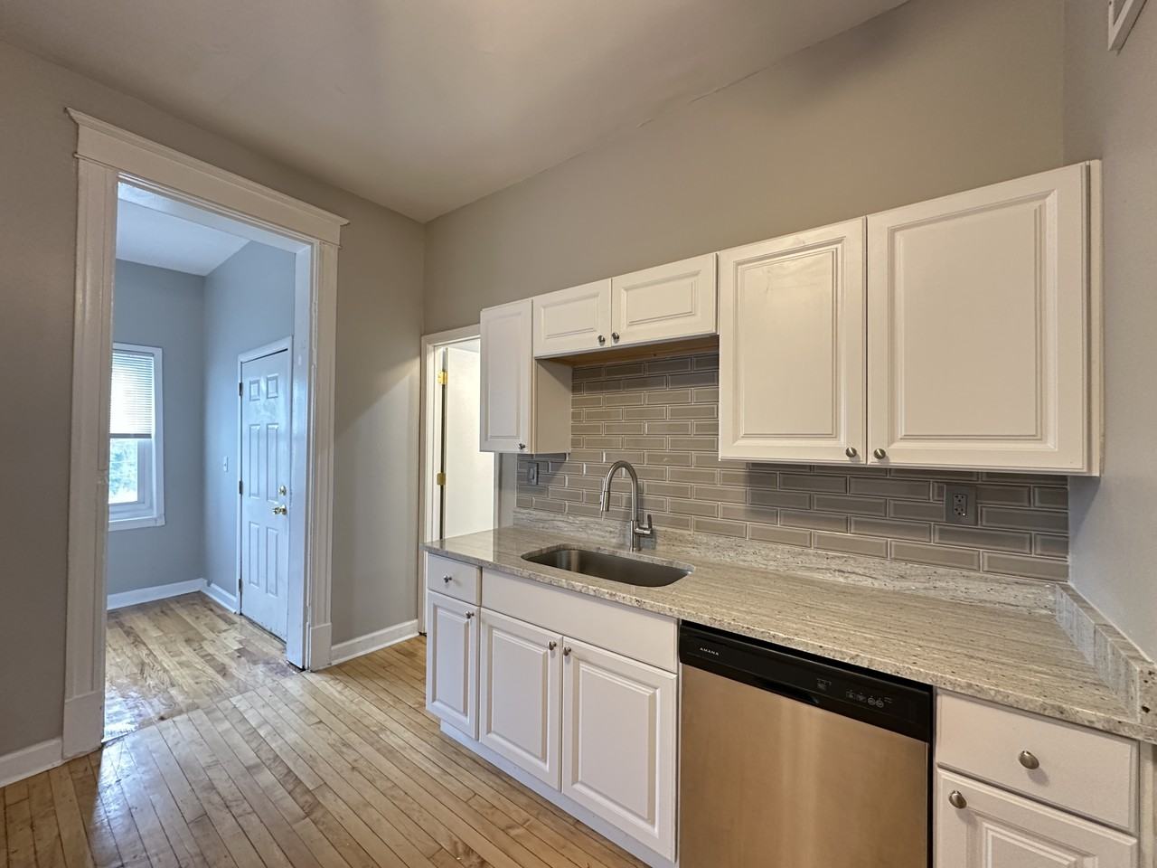 2024 W Augusta Blvd #2 - Photo 6 of 21