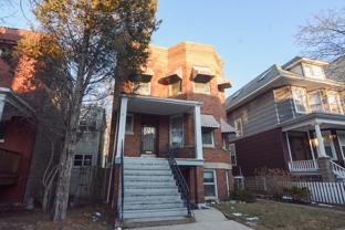 3821 N Damen Ave #2 - Photo 1 of 1