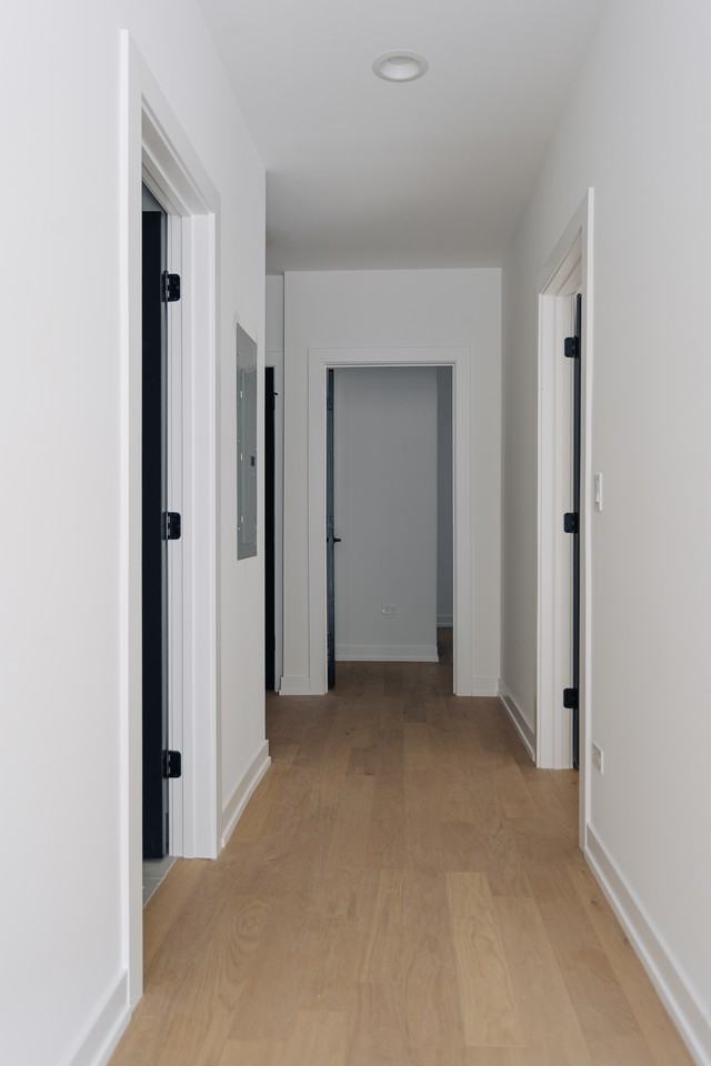 2763 N Seminary Ave #403 - Photo 7 of 47