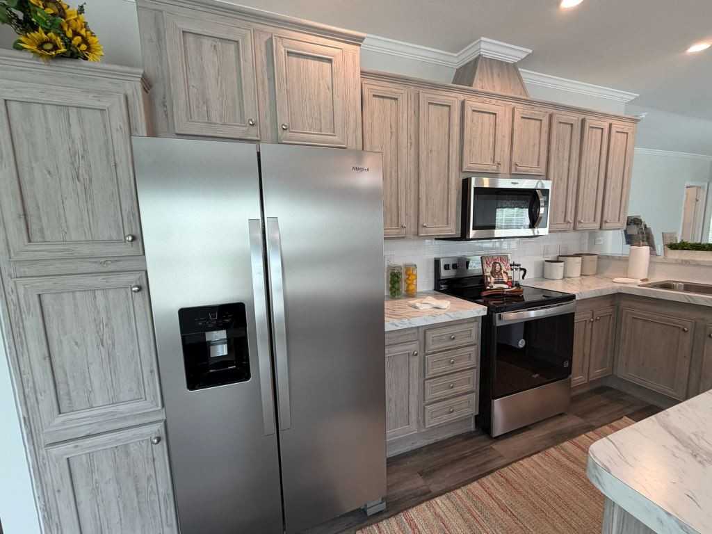 4158 Conrad Cir #33 - Photo 4 of 37