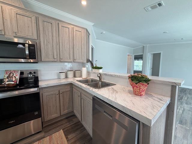 4158 Conrad Cir #33 - Photo 5 of 37