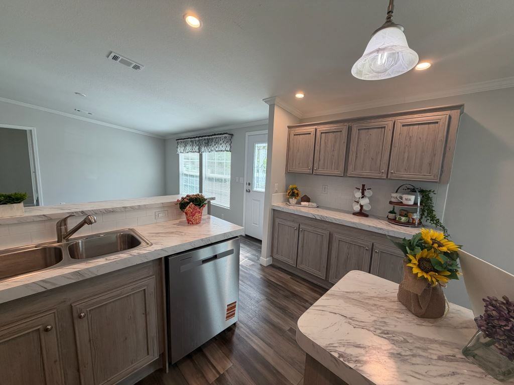 4158 Conrad Cir #33 - Photo 7 of 37