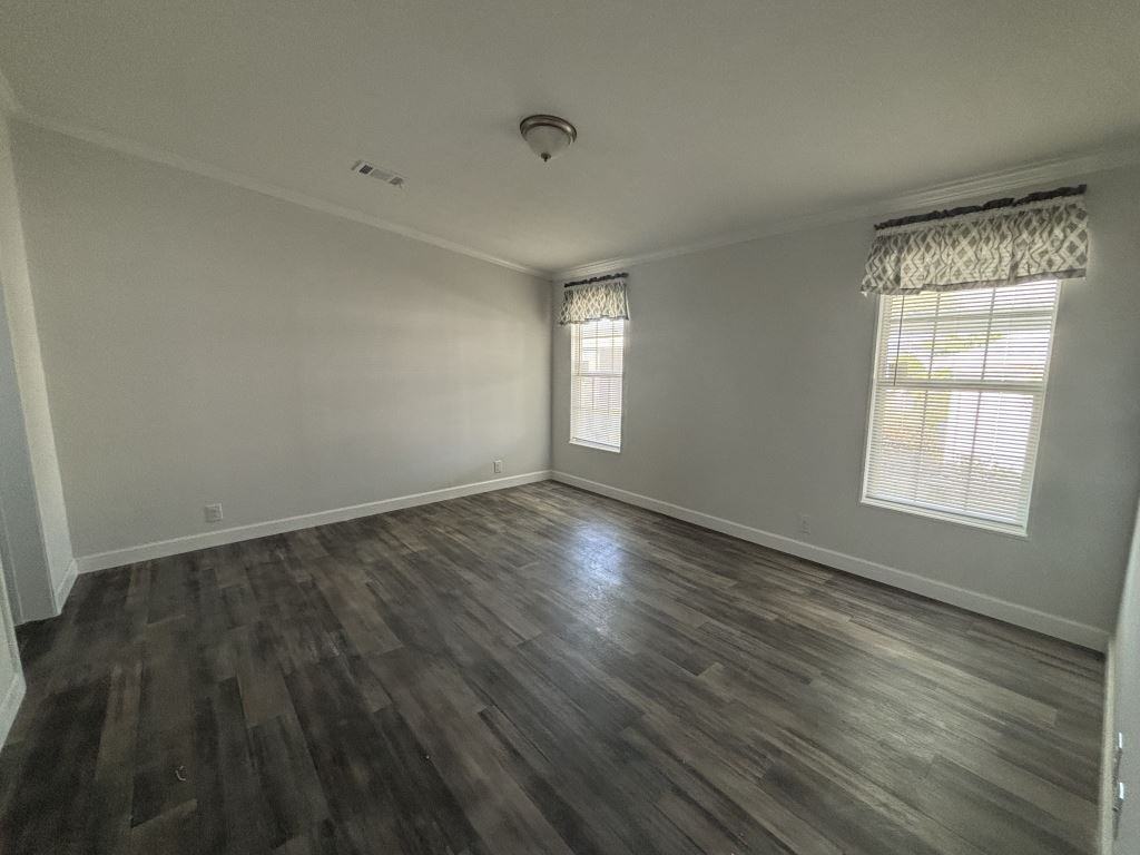 940 Roseau W - Photo 7 of 31