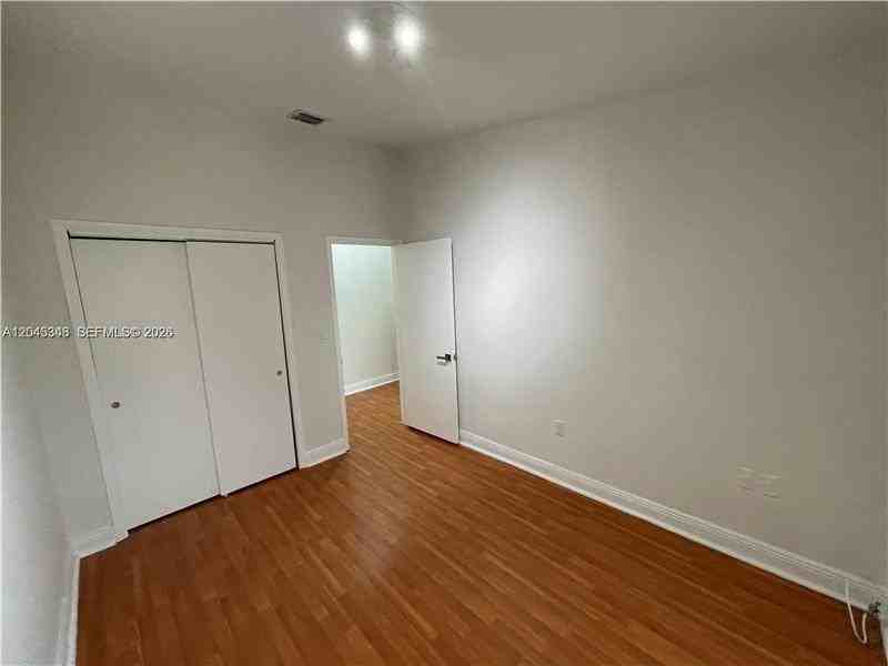 3756 Ne 166th St #112 - Photo 4 of 15