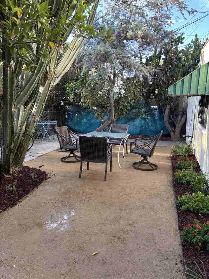 1325 North Orange Drive - Photo 3 of 18
