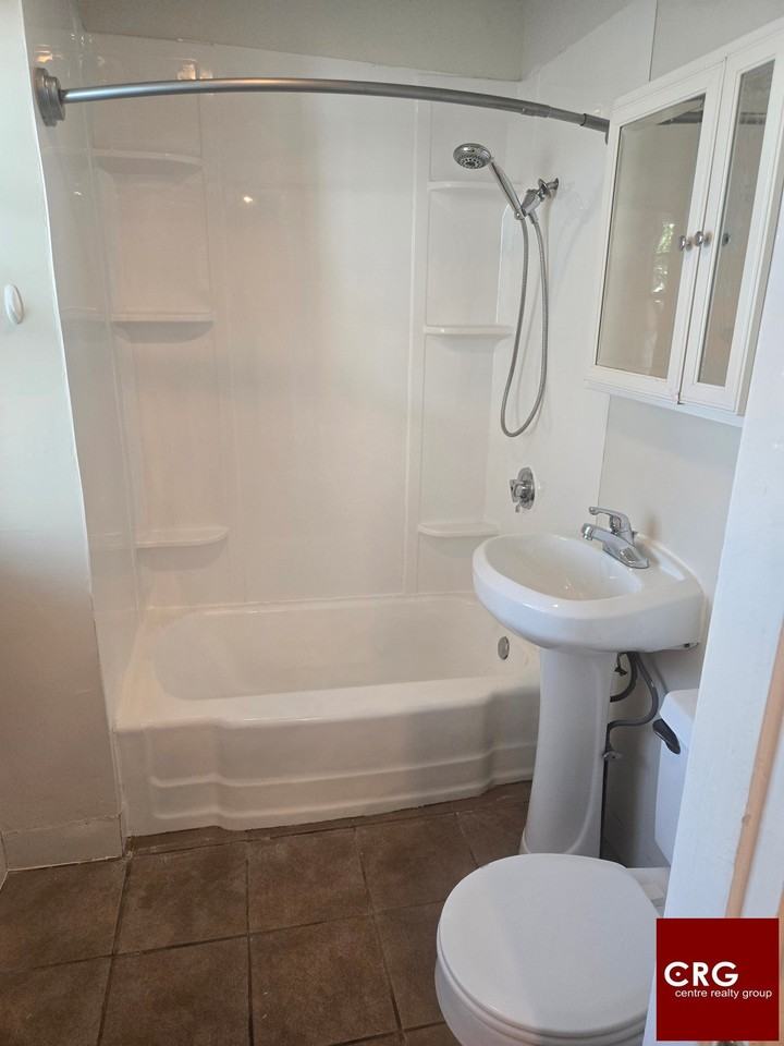 103 Alder St #1 - Photo 2 of 15