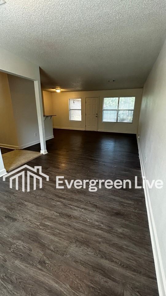 42 Callan Ct - Photo 3 of 18